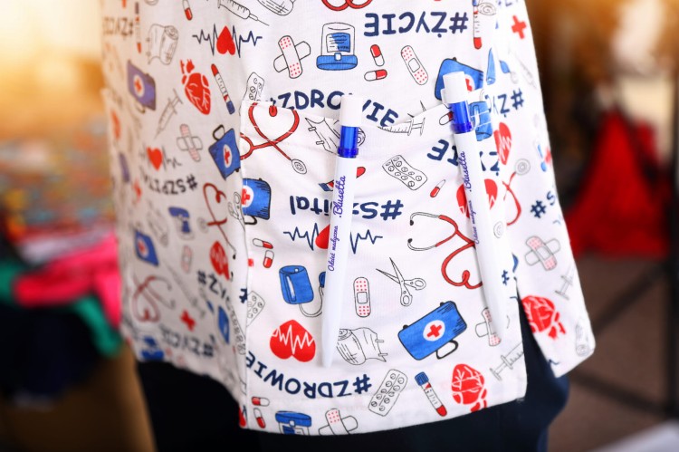 BIAŁE ZDROWIE bluza medyczna