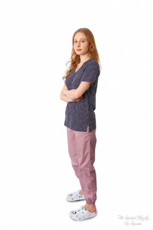 PUDROWY RÓŻ spodnie medyczne JOGGERY