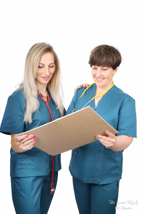 BUTELKOWA ZIELEŃ bluza medyczna SHORT (tkanina)