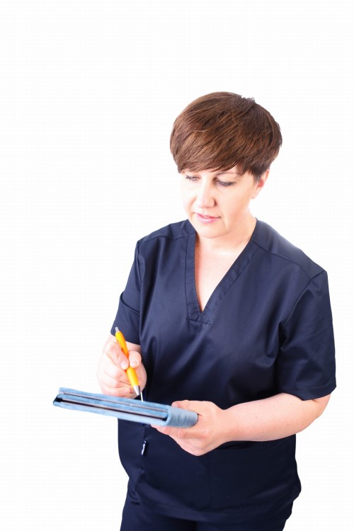 GRANAT CIEMNY bluza medyczna SHORT (tkanina)