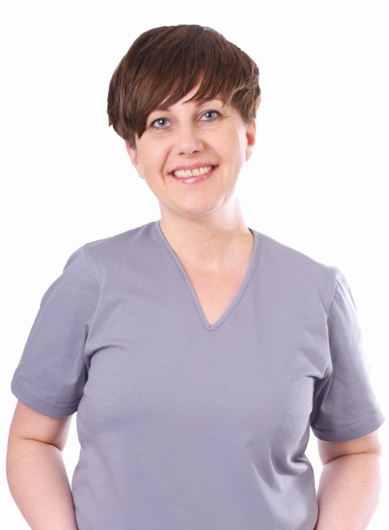 GRAFITOWA sukienka medyczna